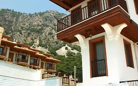 Portofino Apartments